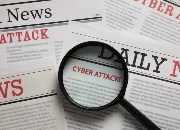 krantenartikel over cyberattack